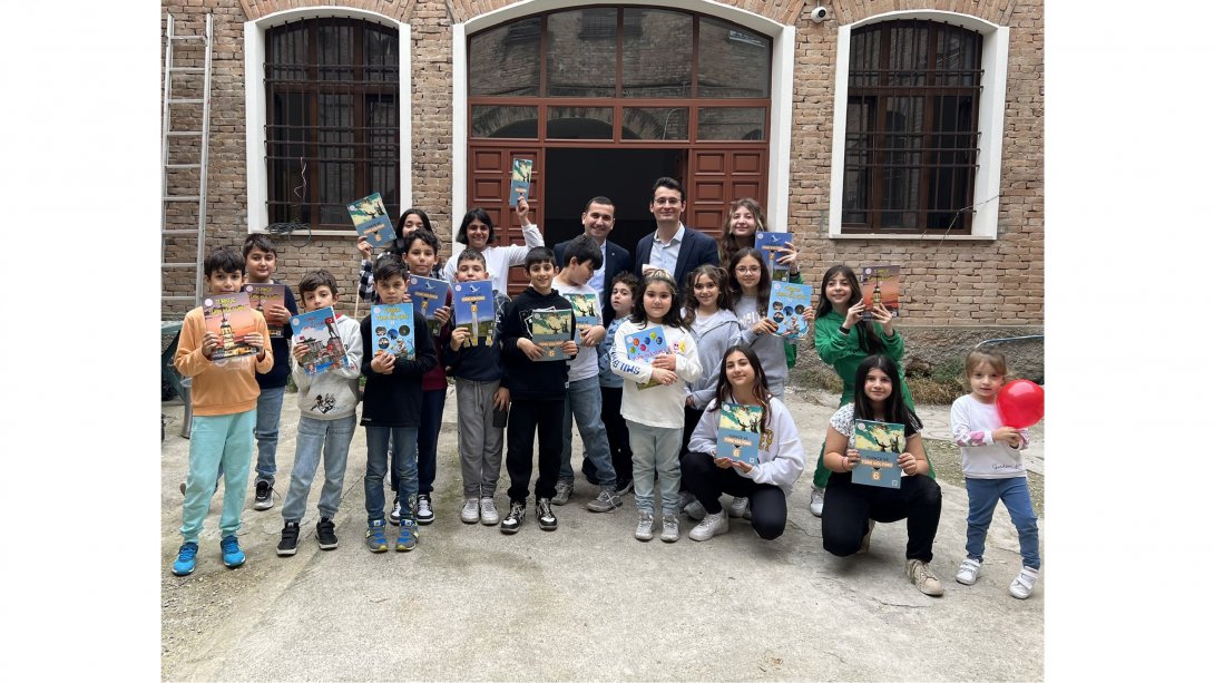 Türkçe ve Türk Kültürü Ders Kitaplarımız Modena'da Çocuklarla Buluştu